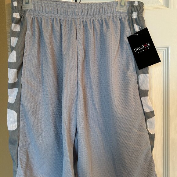 Galaxy by Harvic Men's Shorts - Silver - Size M - NWT - Picture 1 of 9